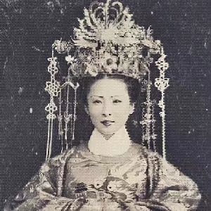 珍贵的明朝皇后老照片，漂亮，很美。。。